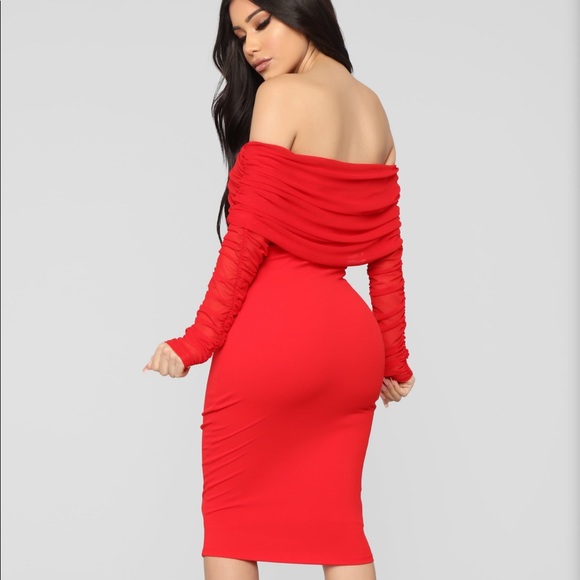 Fashion Nova Dresses & Skirts - “Take me on a Dinner Date” Red Dress 💋